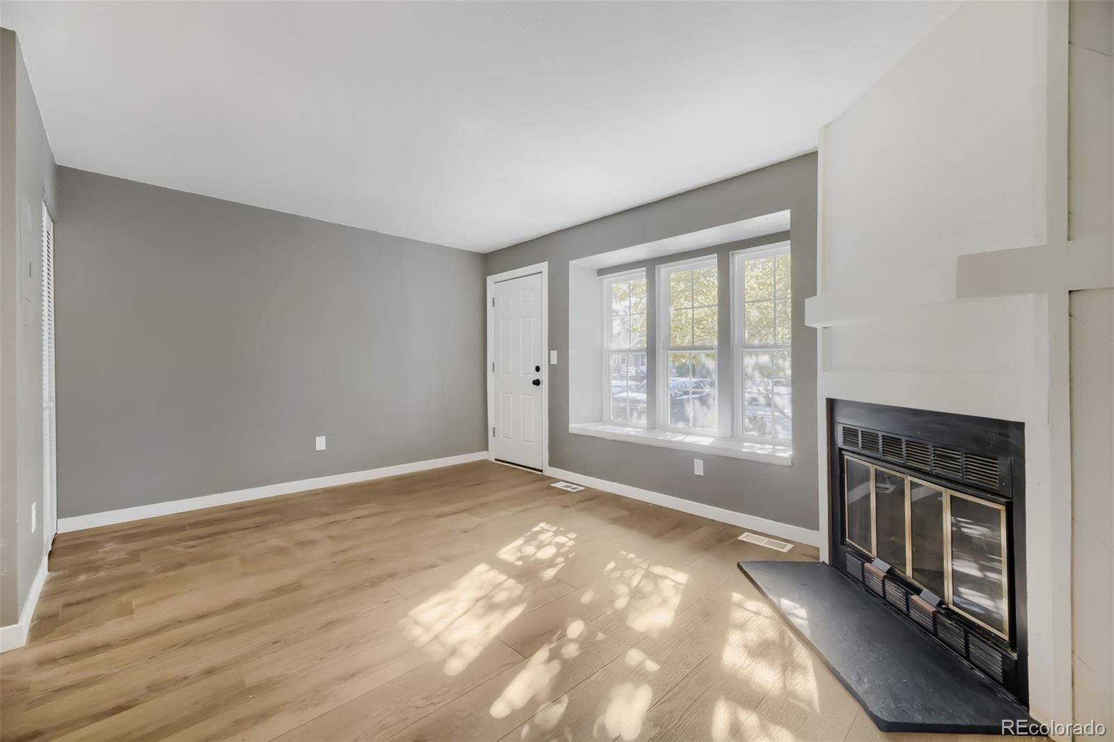 1254 S Flower CIR #C, Denver, CO 80232