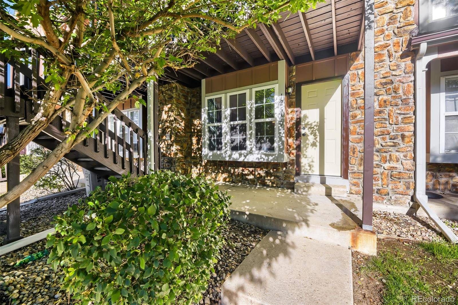 1254 S Flower CIR #C, Denver, CO 80232