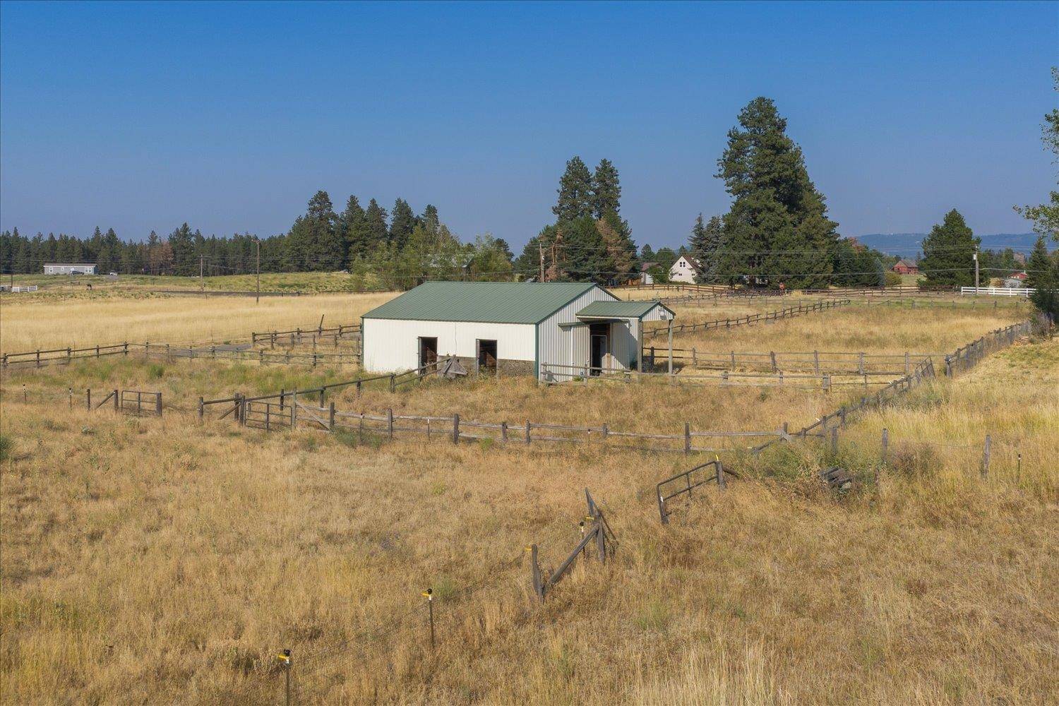 8724 S Cedar Rd, Spokane, WA 99224