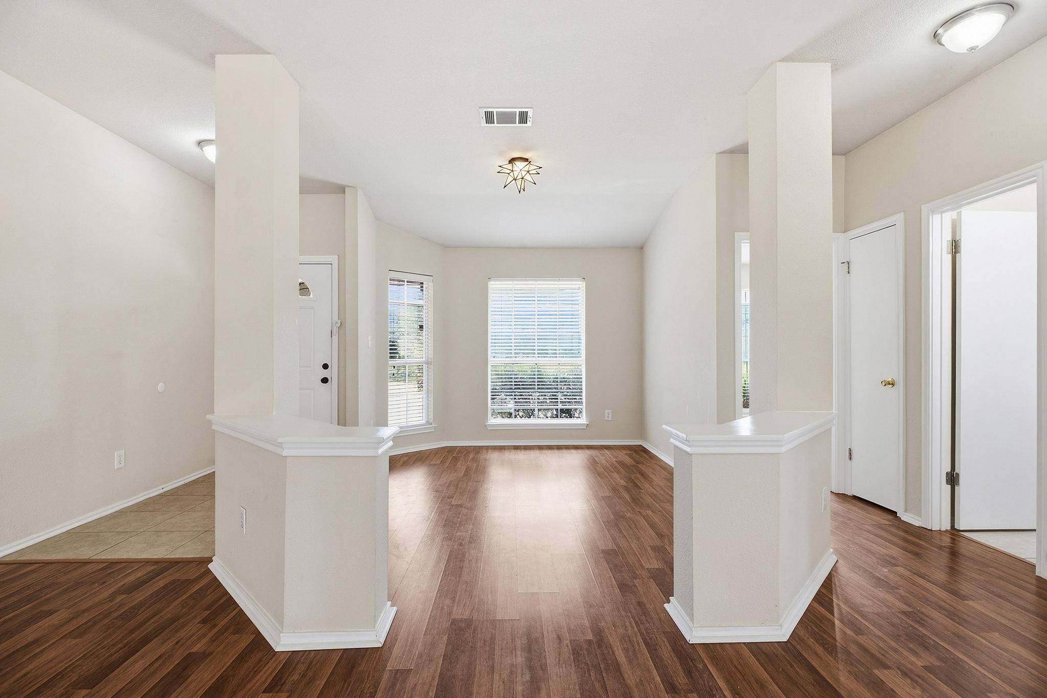 3005 Sugar Berry CV, Round Rock, TX 78664