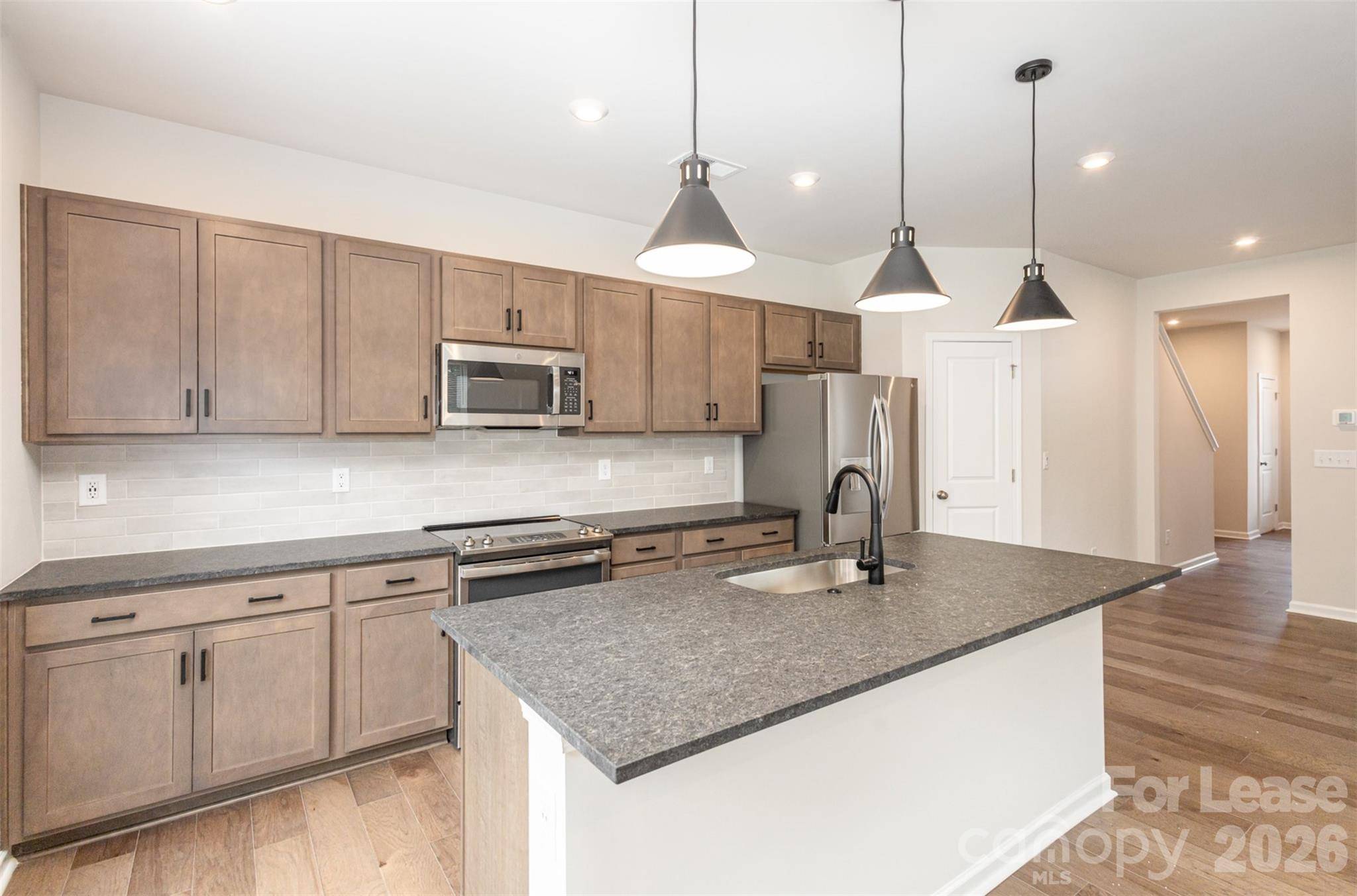 3103 Hutton Gardens LN, Charlotte, NC 28269