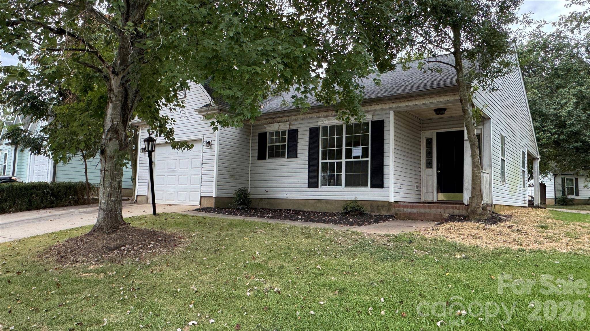10121 Brawley LN, Charlotte, NC 28215