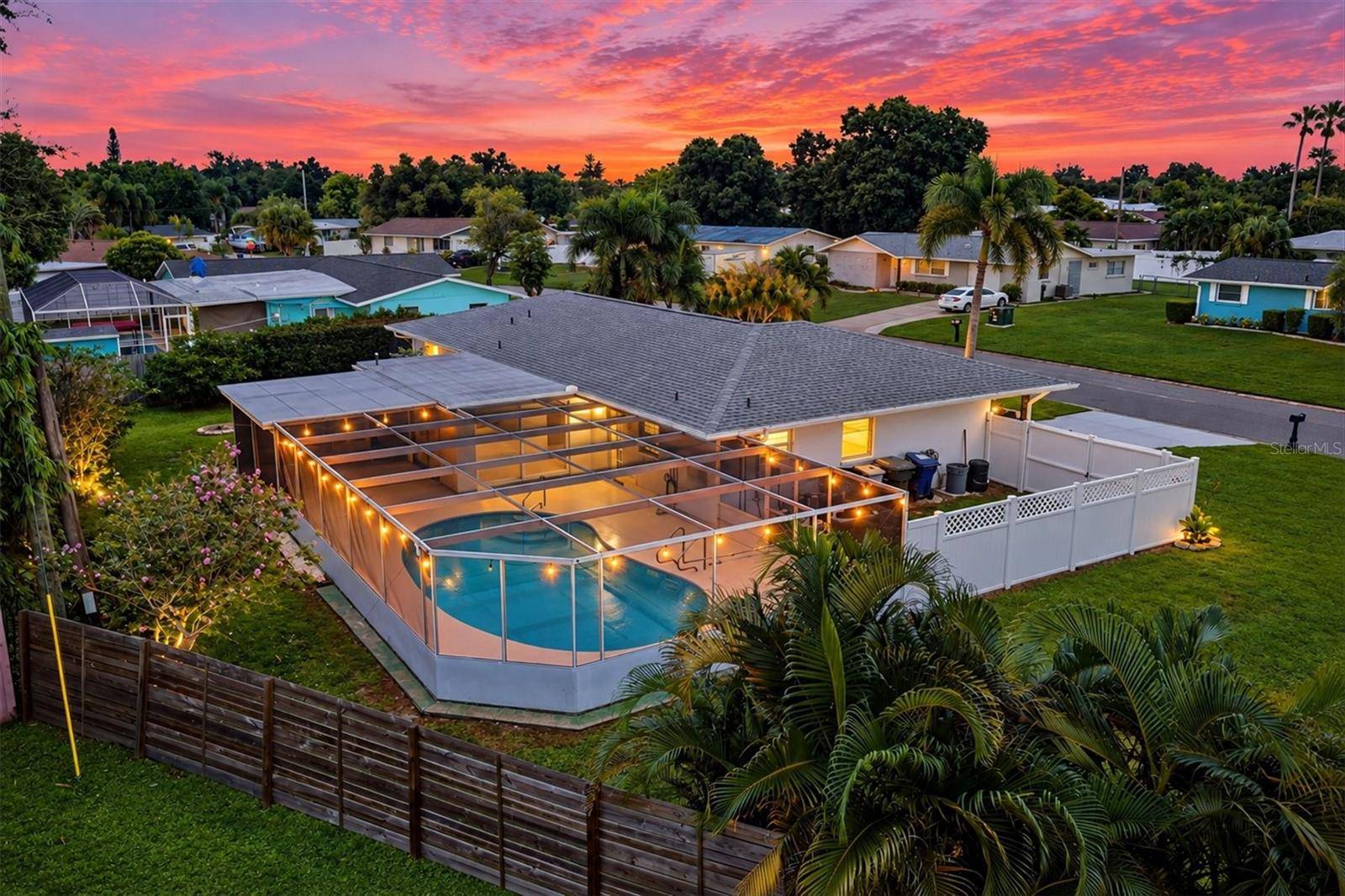 3710 DUNCAN PL, Sarasota, FL 34239