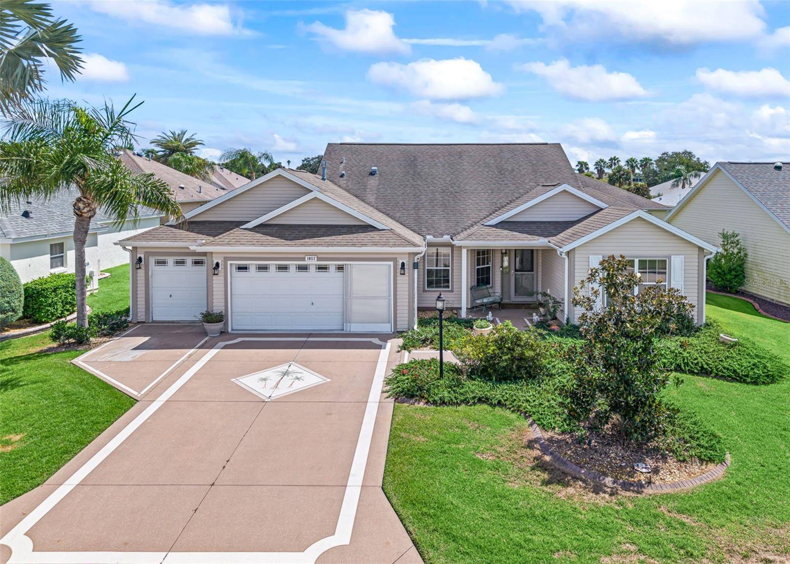 1857 POPPY CIR, The Villages, FL 32162