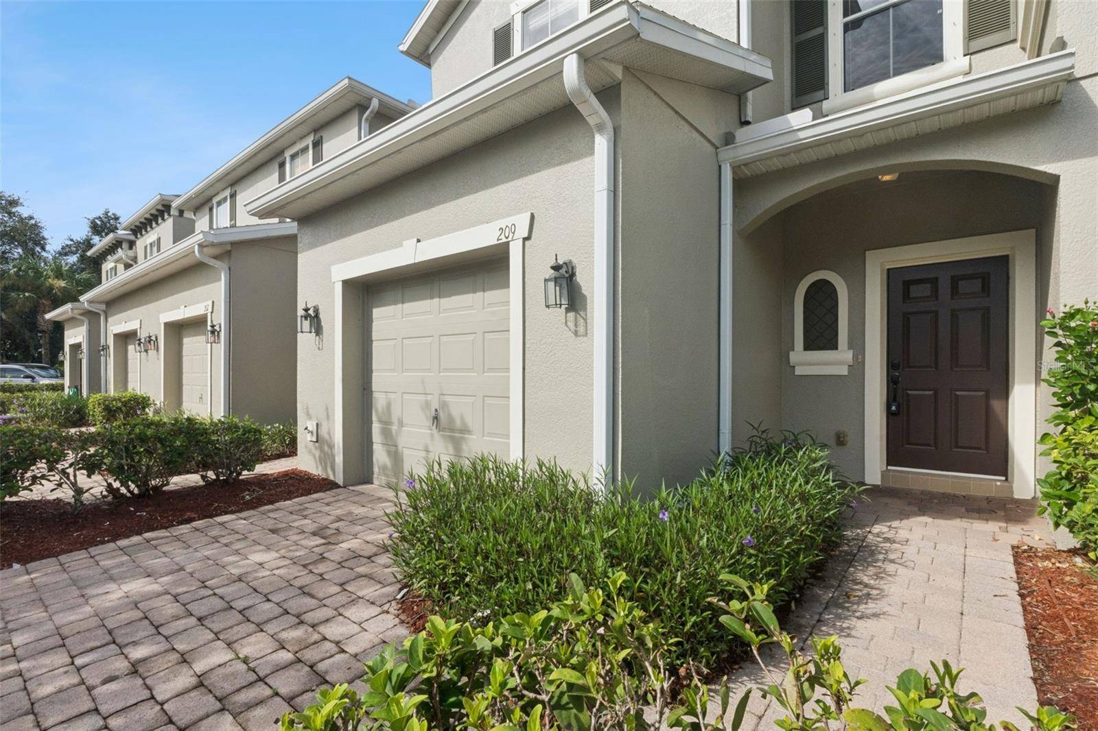 209 ASTON GRANDE DR, Daytona Beach, FL 32124