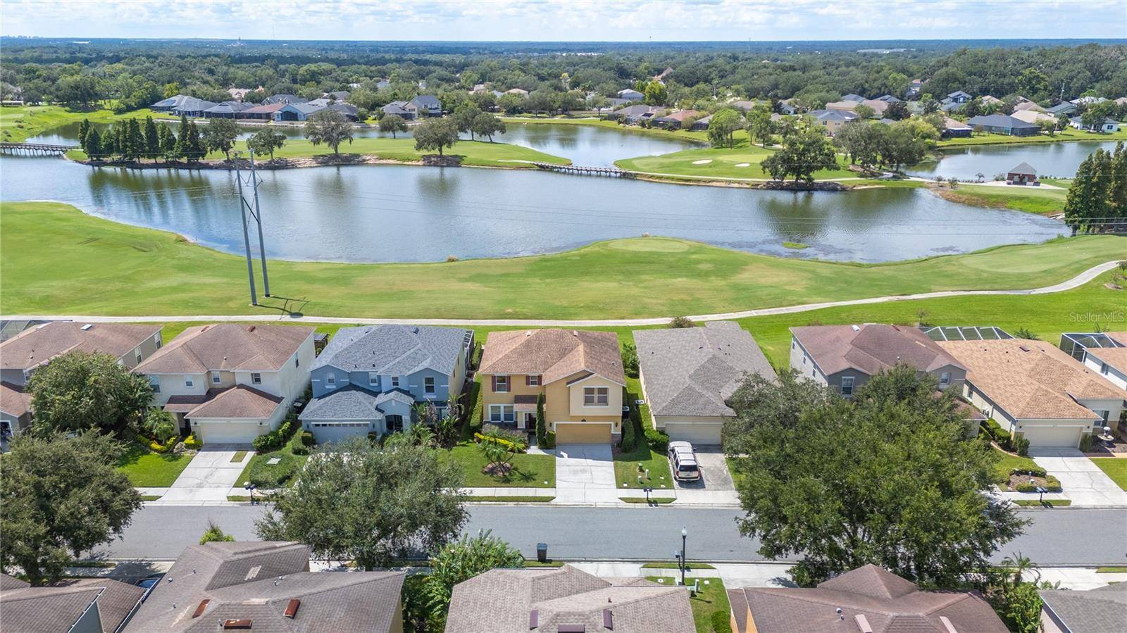 6937 LAKE EAGLEBROOKE DR, Lakeland, FL 33813
