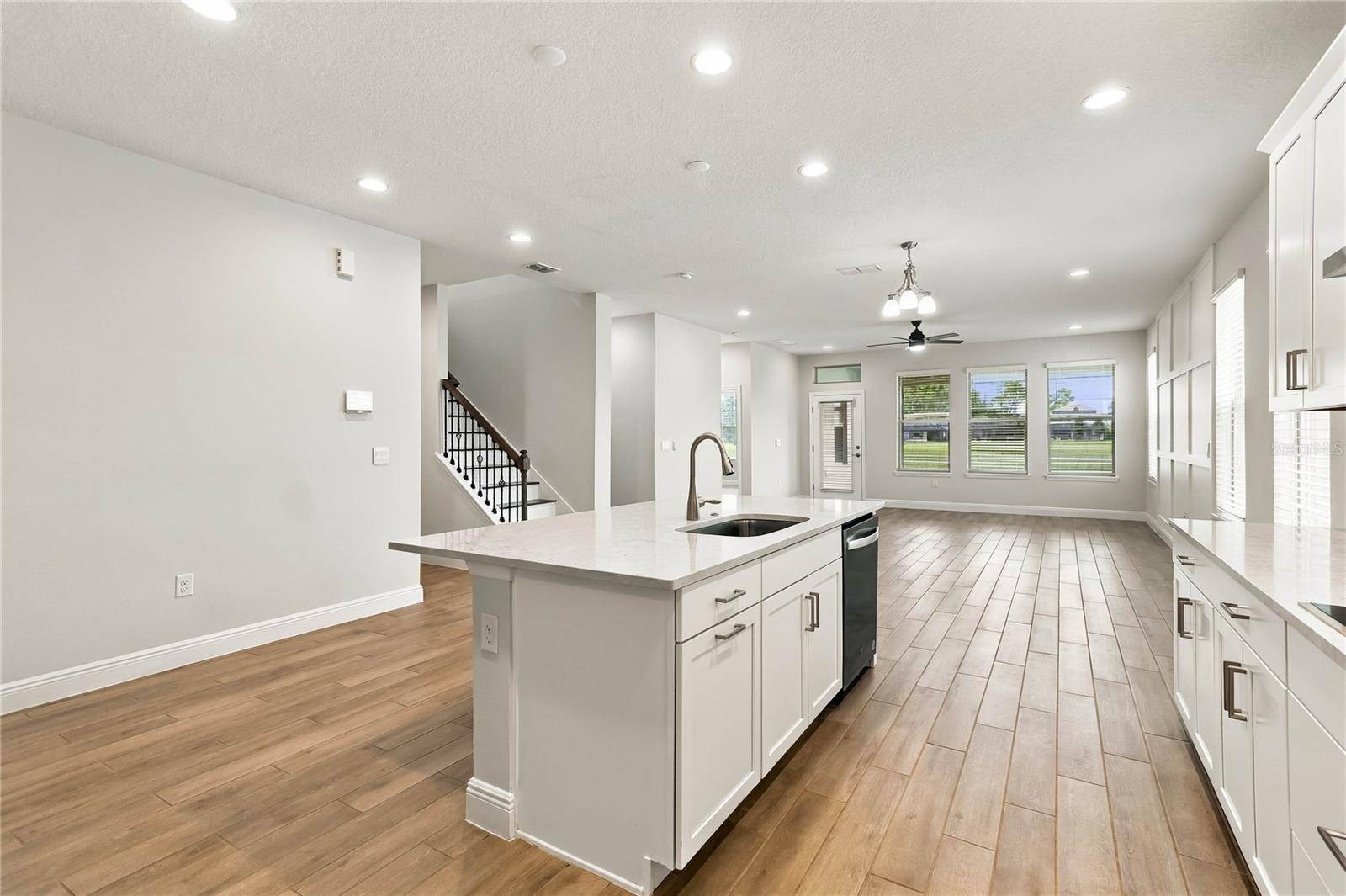 8819 SONOMA COAST DR, Winter Garden, FL 34787