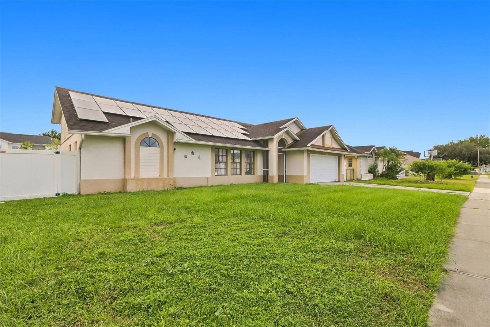 247 COMPETITION DR, Kissimmee, FL 34743
