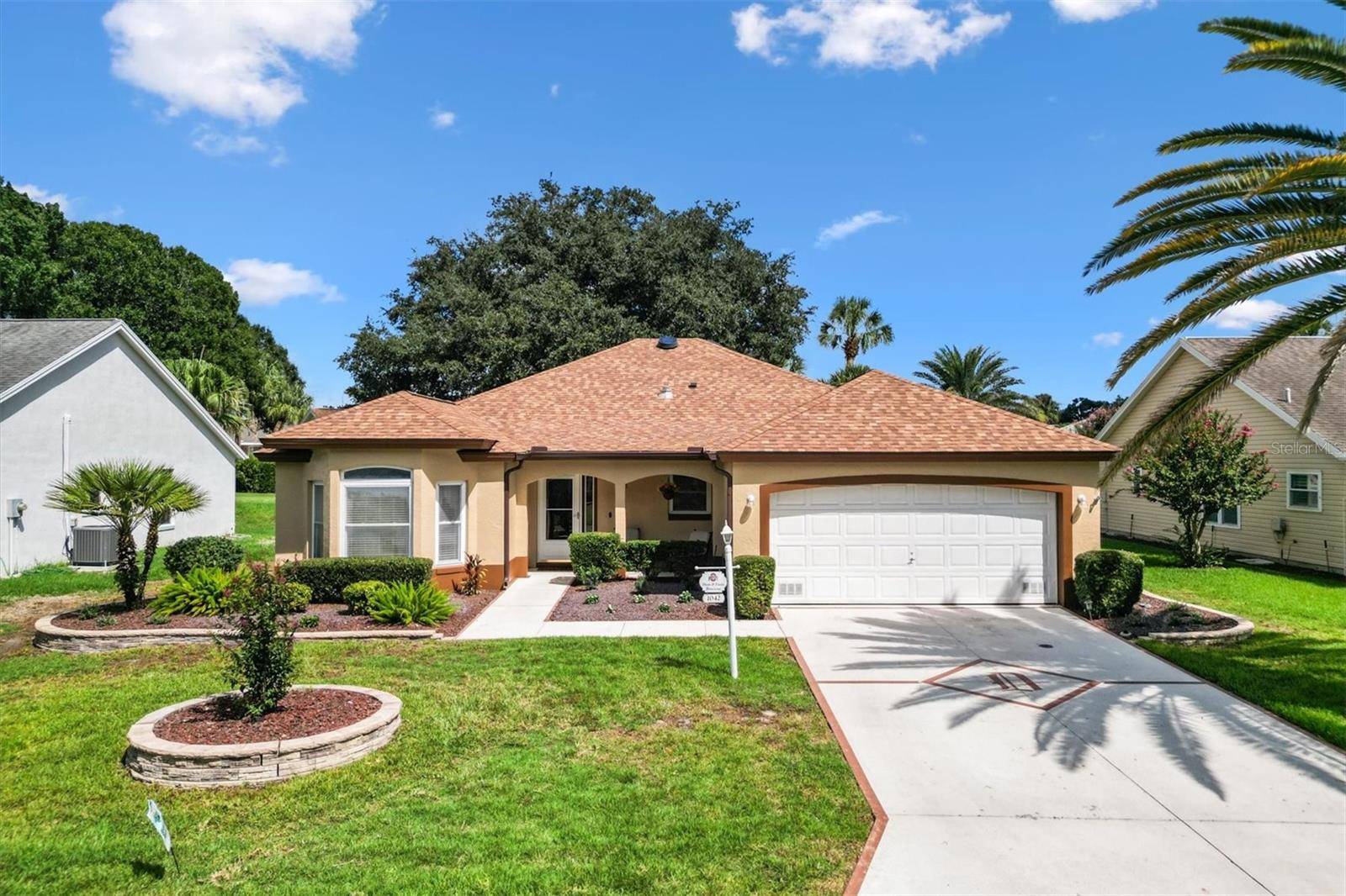 1042 SOLEDAD WAY, Lady Lake, FL 32159