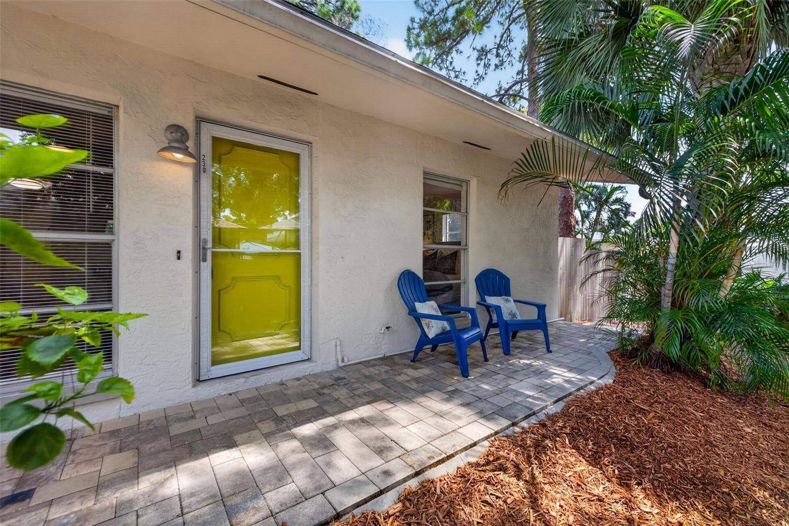 230 48TH AVE N, St Petersburg, FL 33703