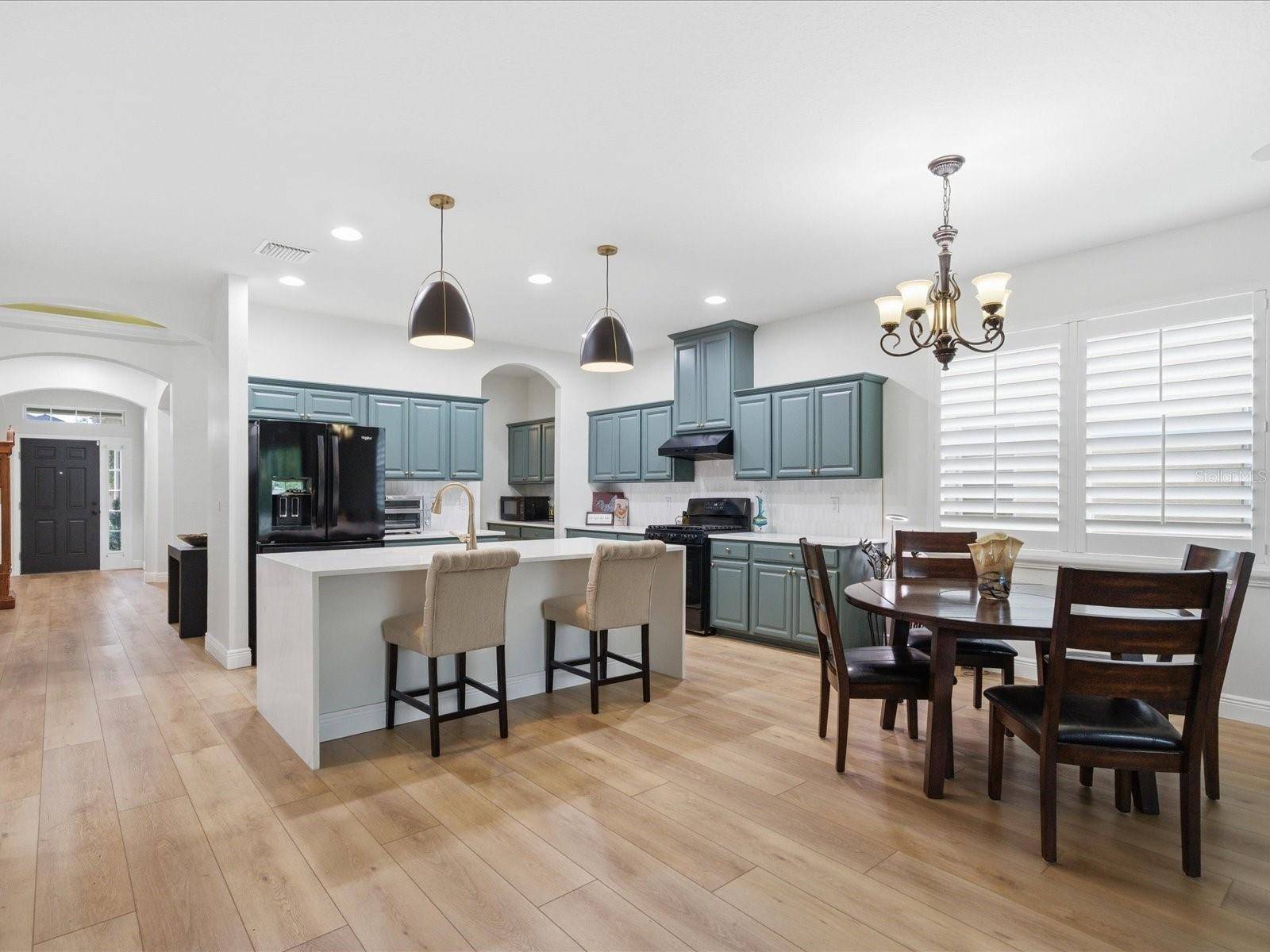 17735 BRIGHT WHEAT DR, Lithia, FL 33547