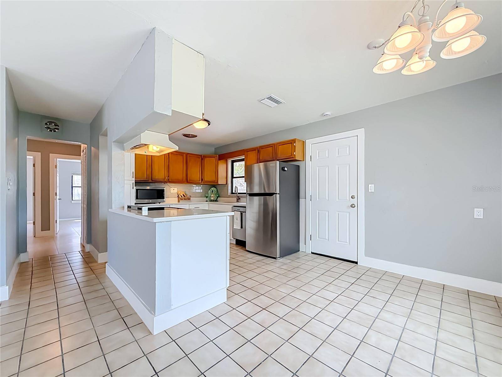 355 39TH AVE, St Pete Beach, FL 33706