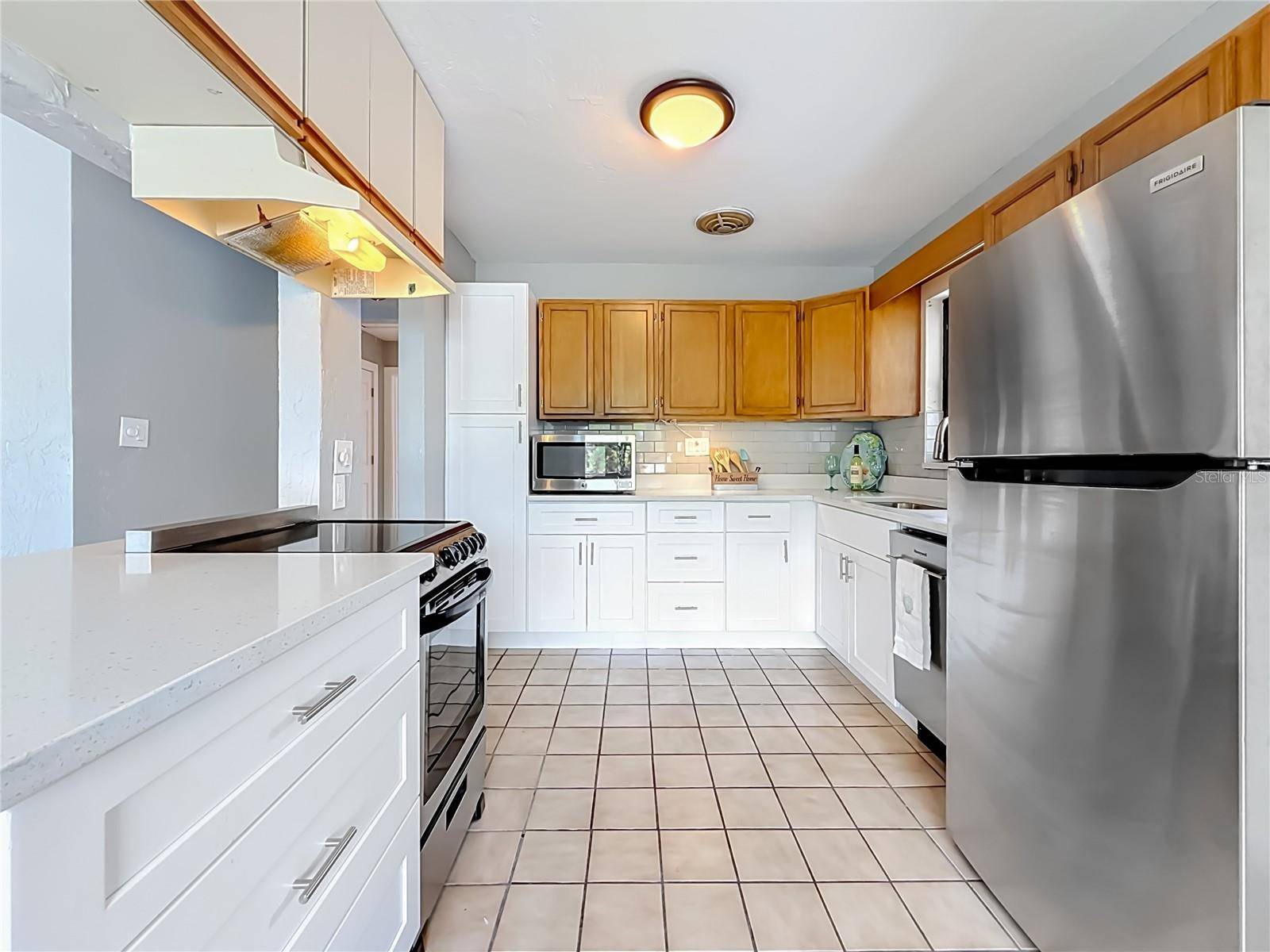 355 39TH AVE, St Pete Beach, FL 33706