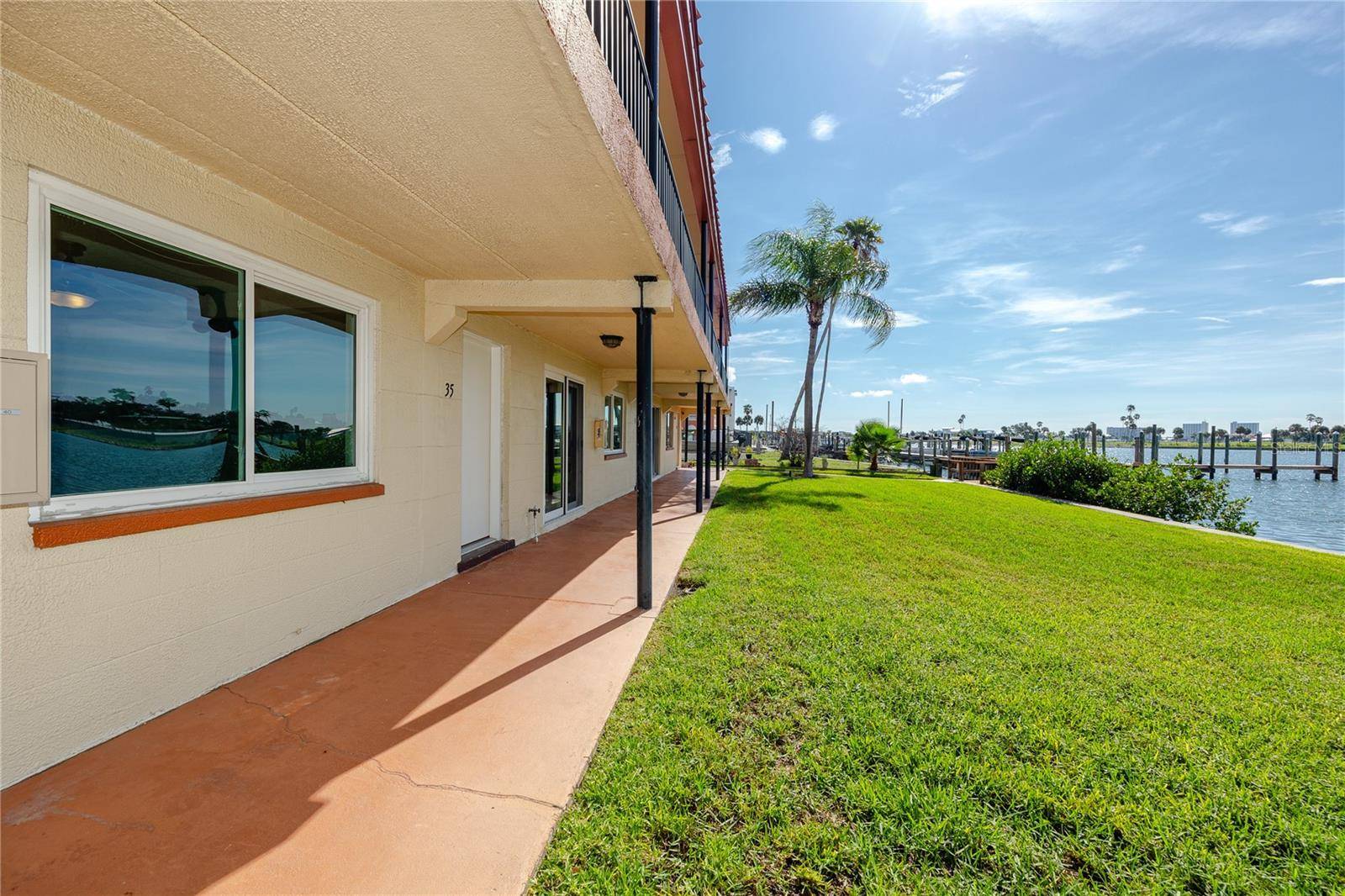 10379 PARADISE BLVD #35, Treasure Island, FL 33706