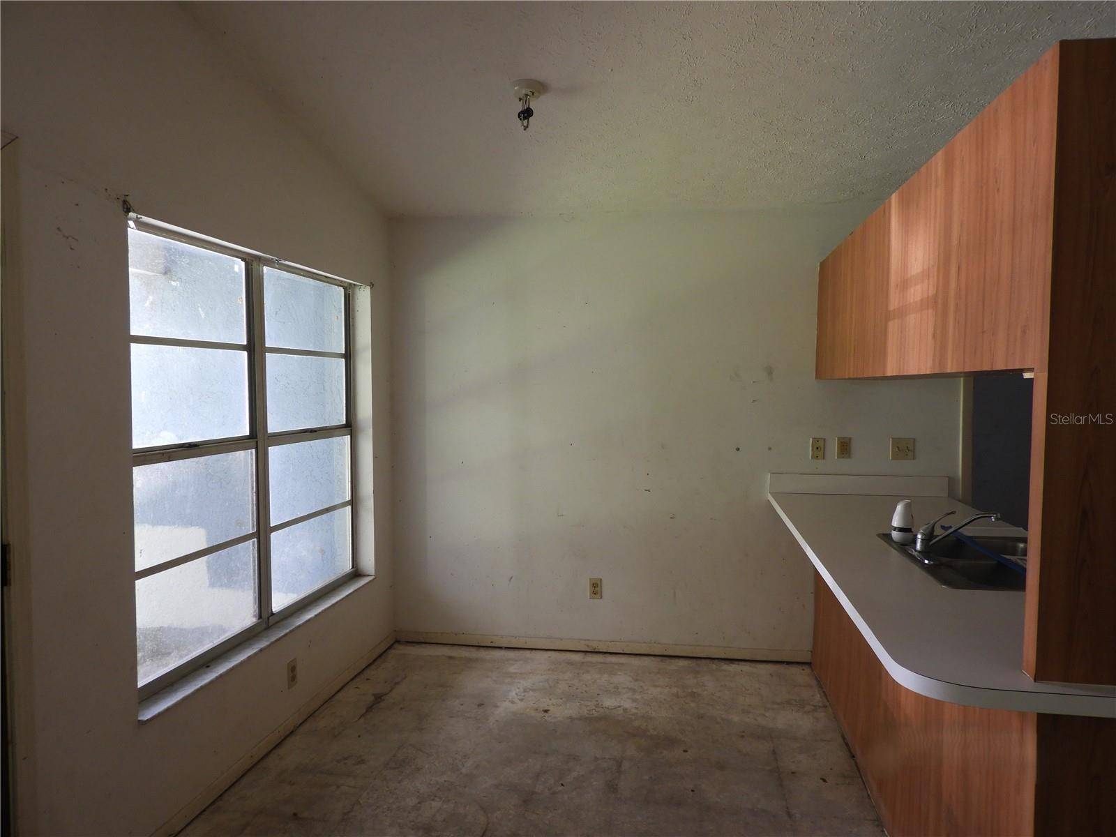 1211 NIAGARA ST, Plant City, FL 33563