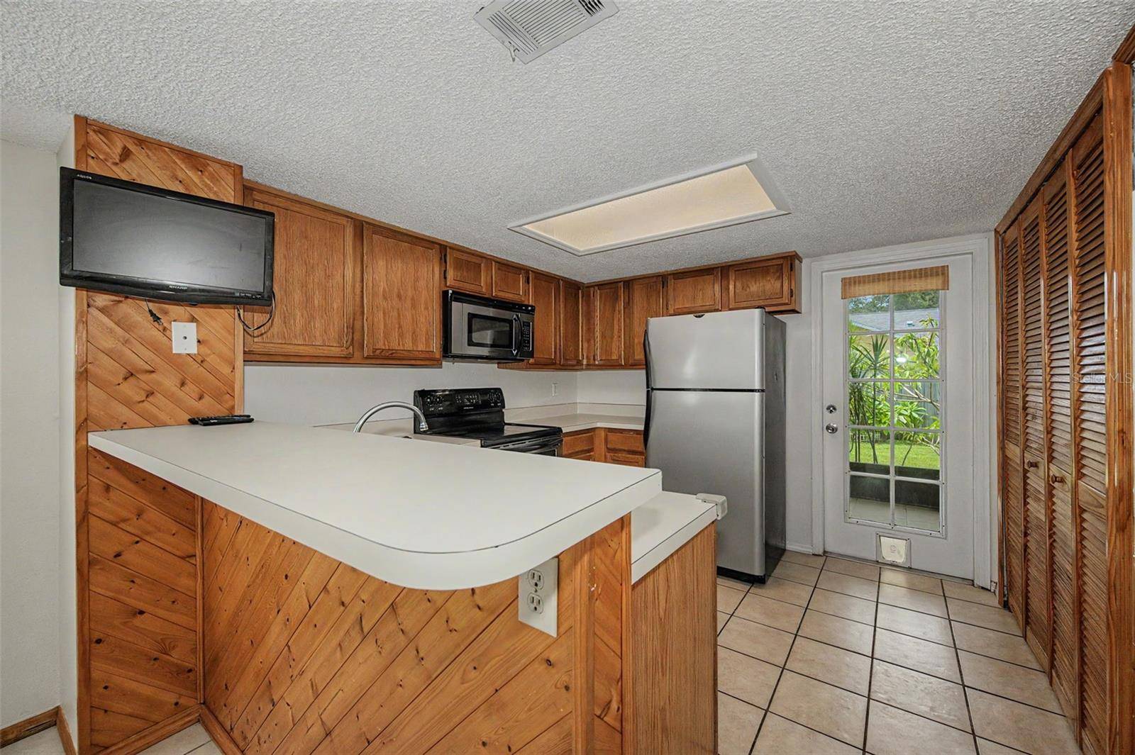 6761 121ST AVE #A, Largo, FL 33773