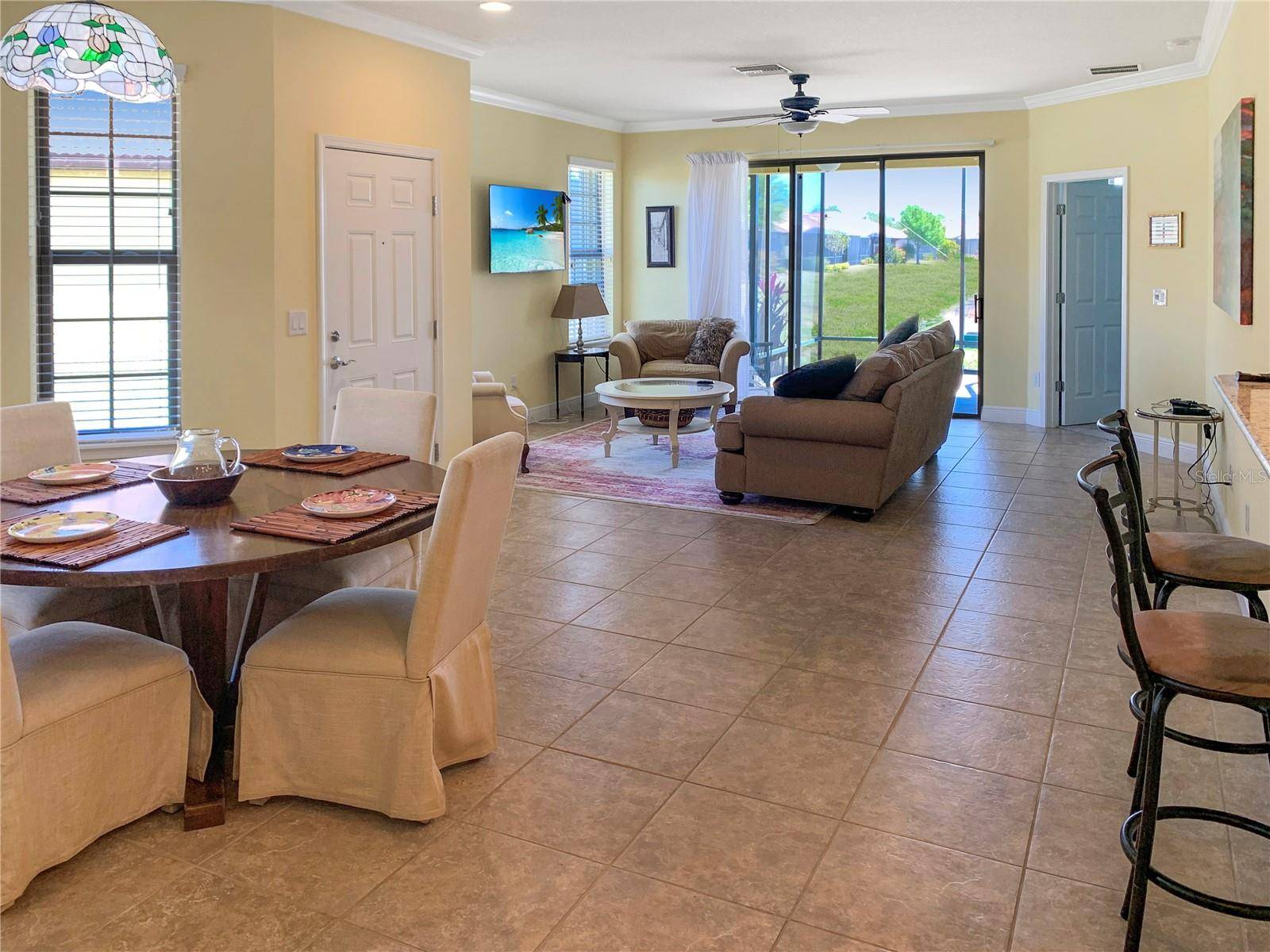 5472 SUNSET FALLS DR, Apollo Beach, FL 33572