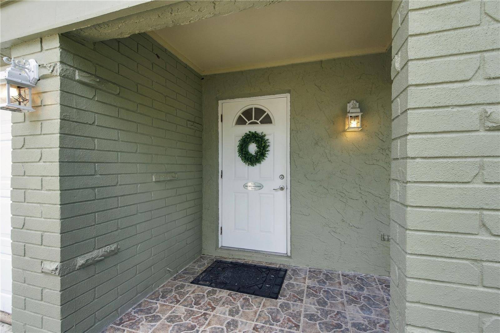 705 LEEWARD WAY, Palm Harbor, FL 34685