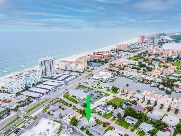 113 174TH AVE E #B, Redington Shores, FL 33708