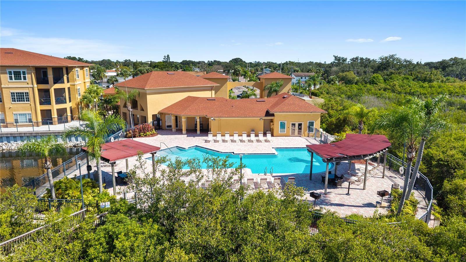 4333 BAYSIDE VILLAGE DR #320, Tampa, FL 33615