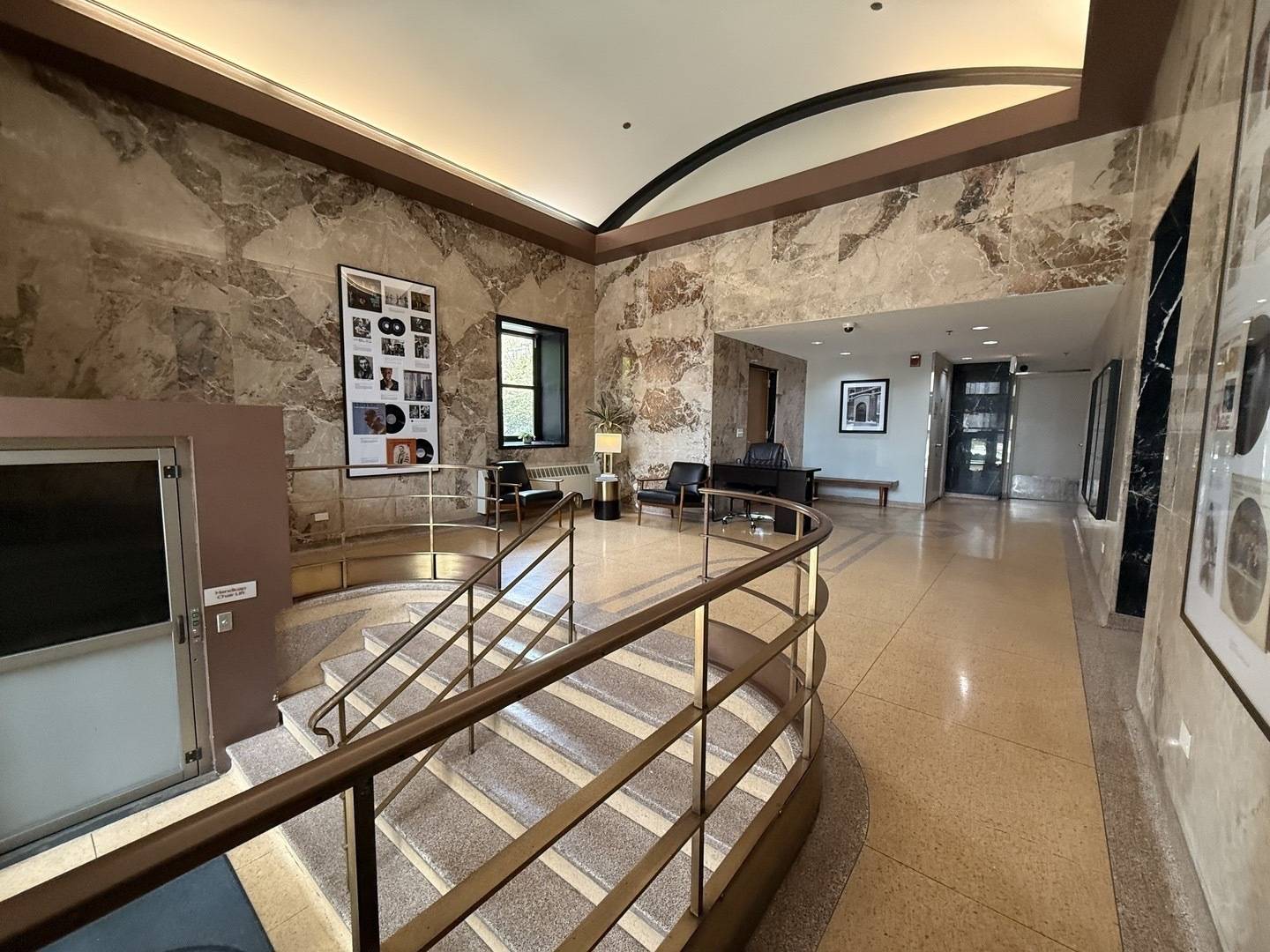 320 E 21ST ST #716, Chicago, IL 60616