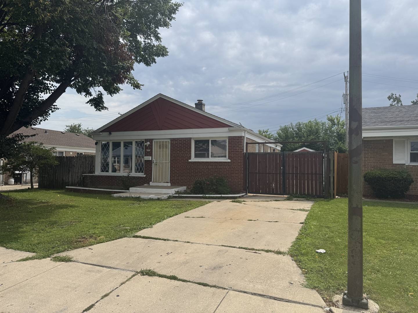 8027 S Knox AVE, Chicago, IL 60652