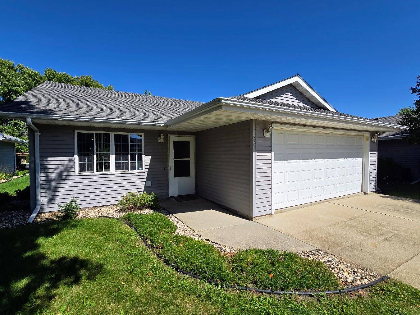 163 Ridgeview DR, Pipestone, MN 56164