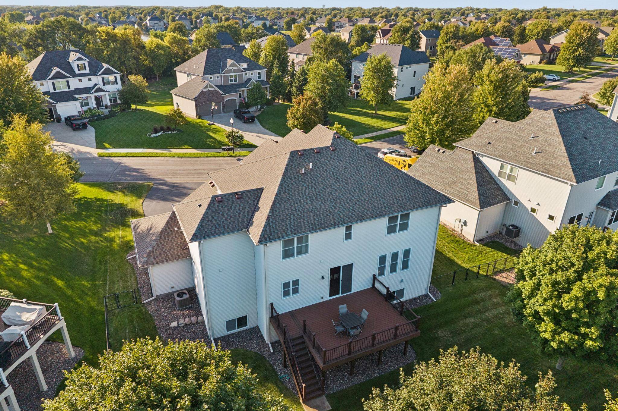 10406 Florida AVE N, Brooklyn Park, MN 55445