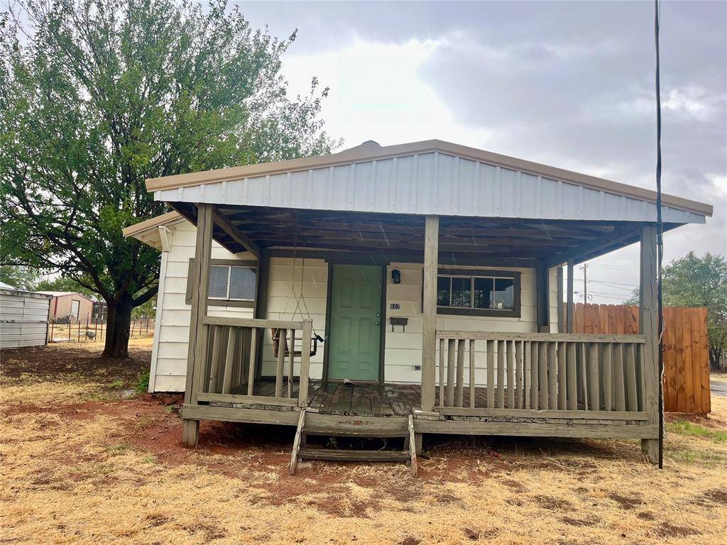 802 N 7th ST, Sayre, OK 73662