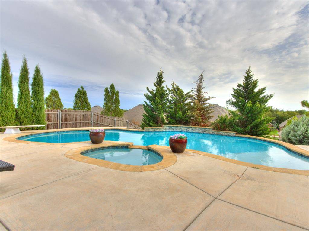1804 NW 198th ST, Edmond, OK 73012