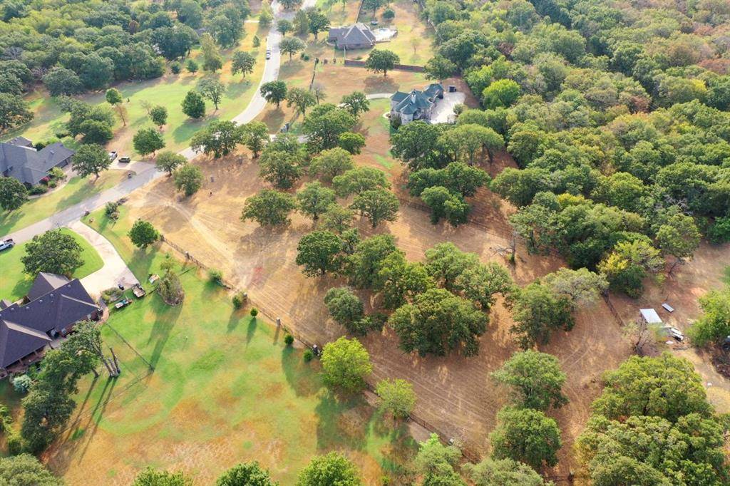 6100 Blue Hills CT, Norman, OK 73026