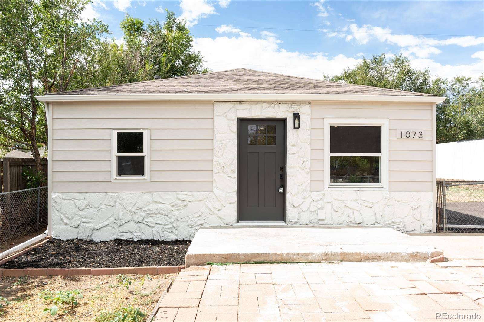 1073 S Raleigh ST, Denver, CO 80219
