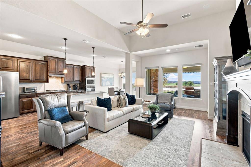 15021 Ravens Way, Fort Worth, TX 76262