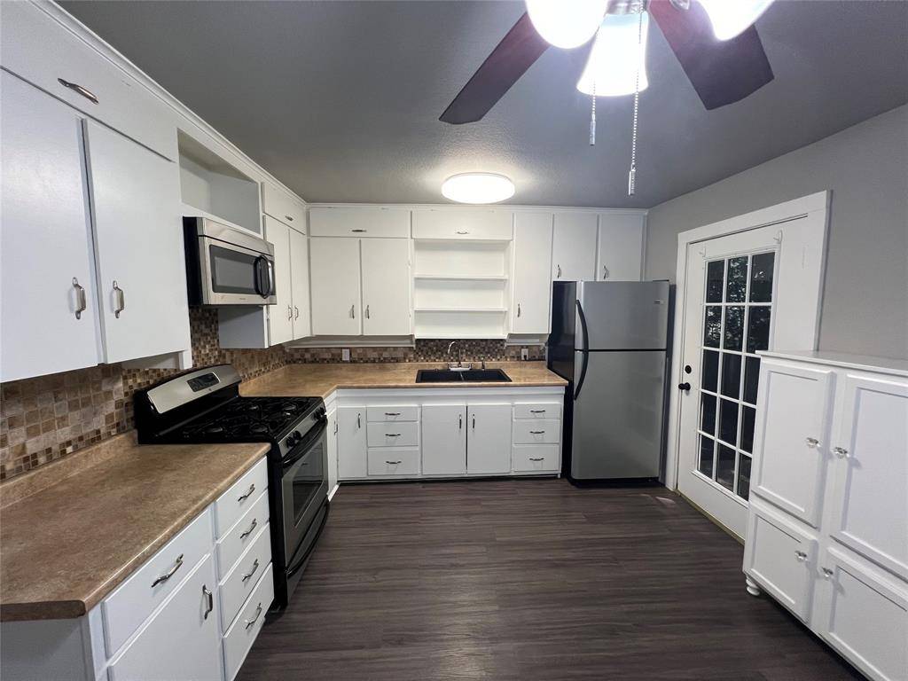 905 S Alamo Street, Weatherford, TX 76086