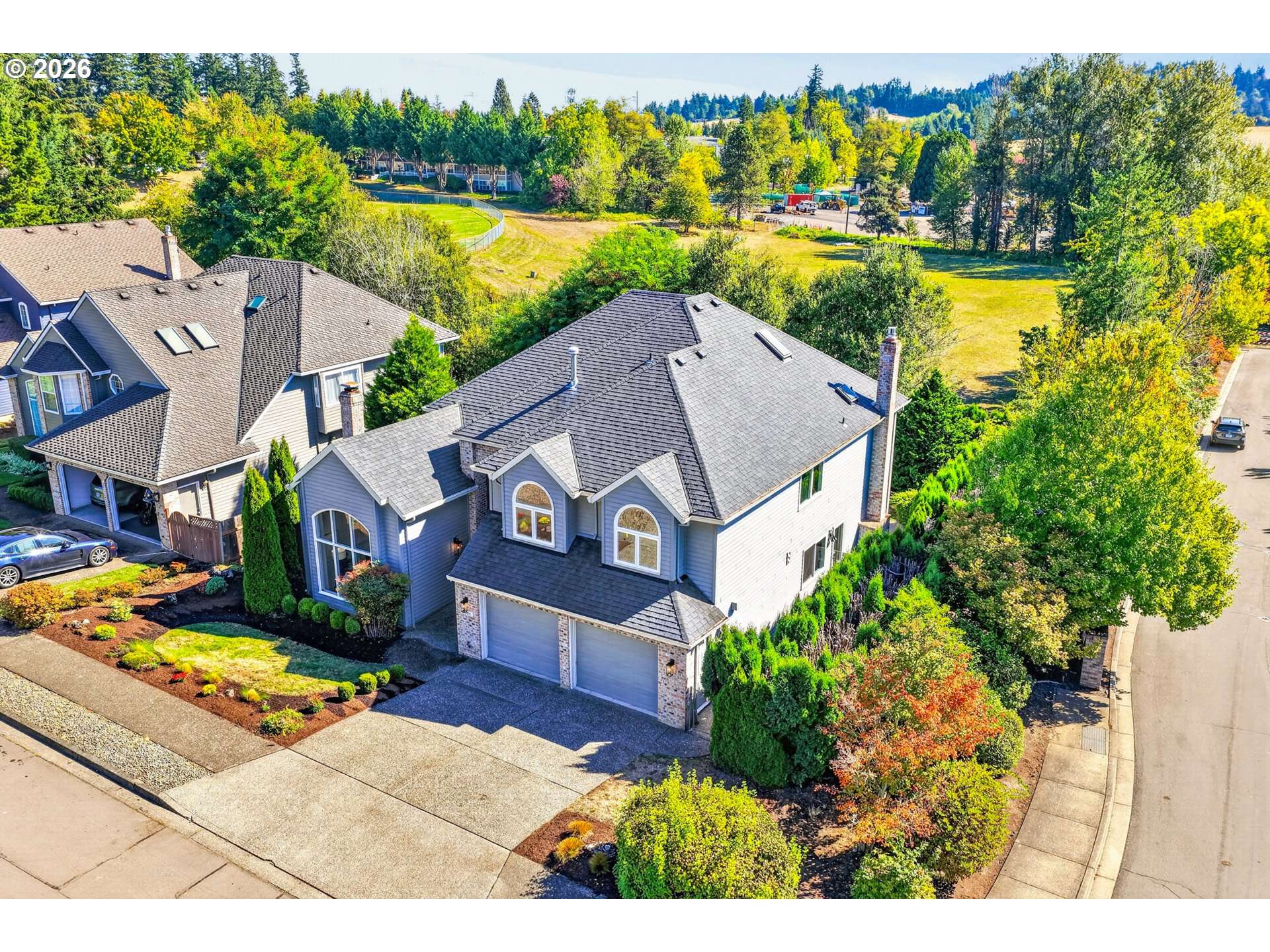 17994 SAINT CLAIR DR, Lake Oswego, OR 97034