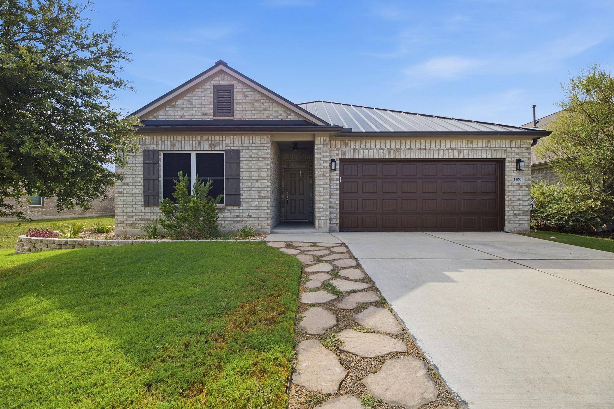 1100 S San Marcos ST, Manor, TX 78653