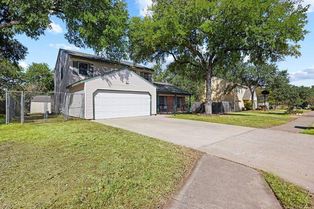 1702 Oakridge DR, Round Rock, TX 78681