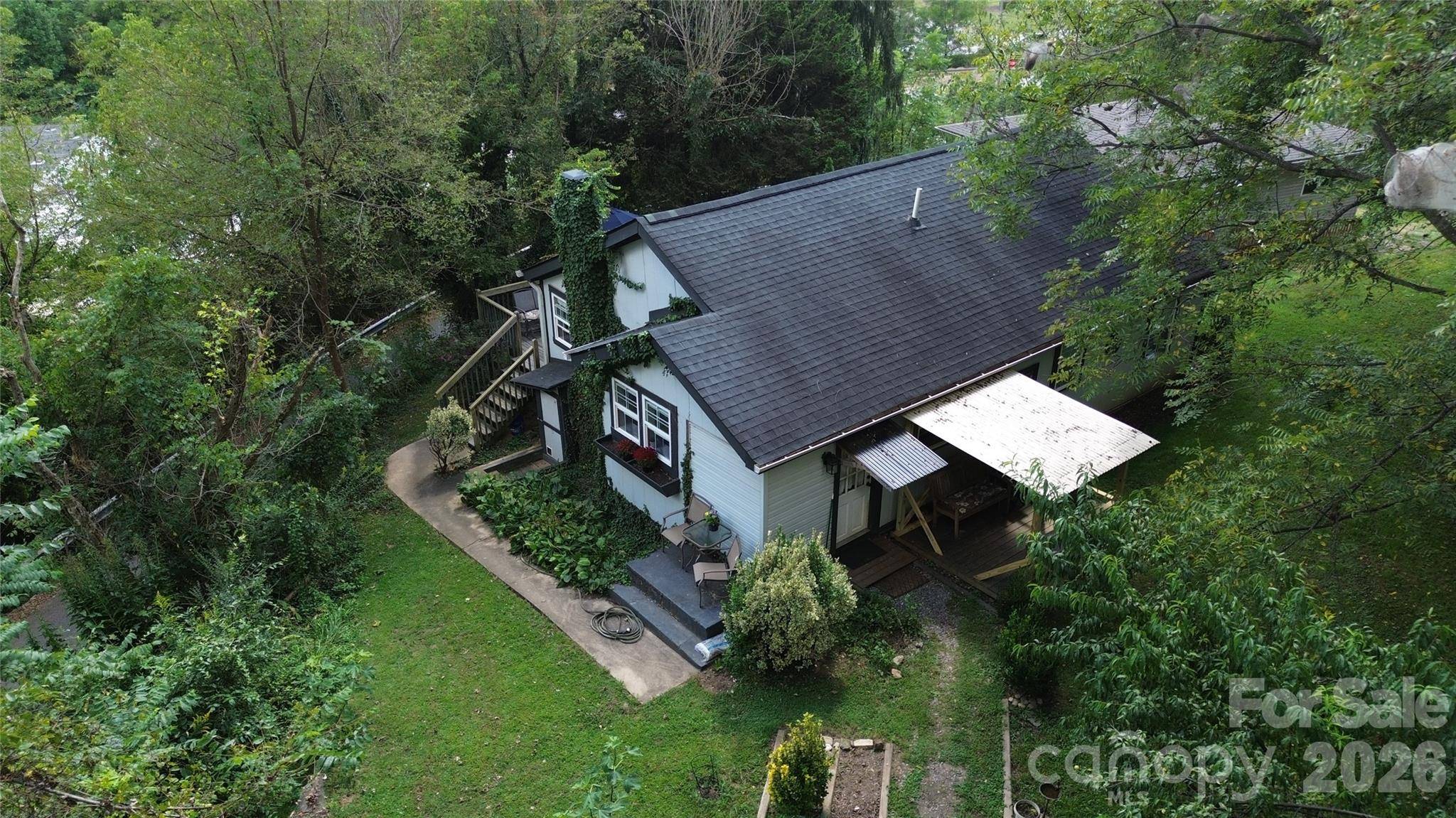418 Sharptown RD, Canton, NC 28716