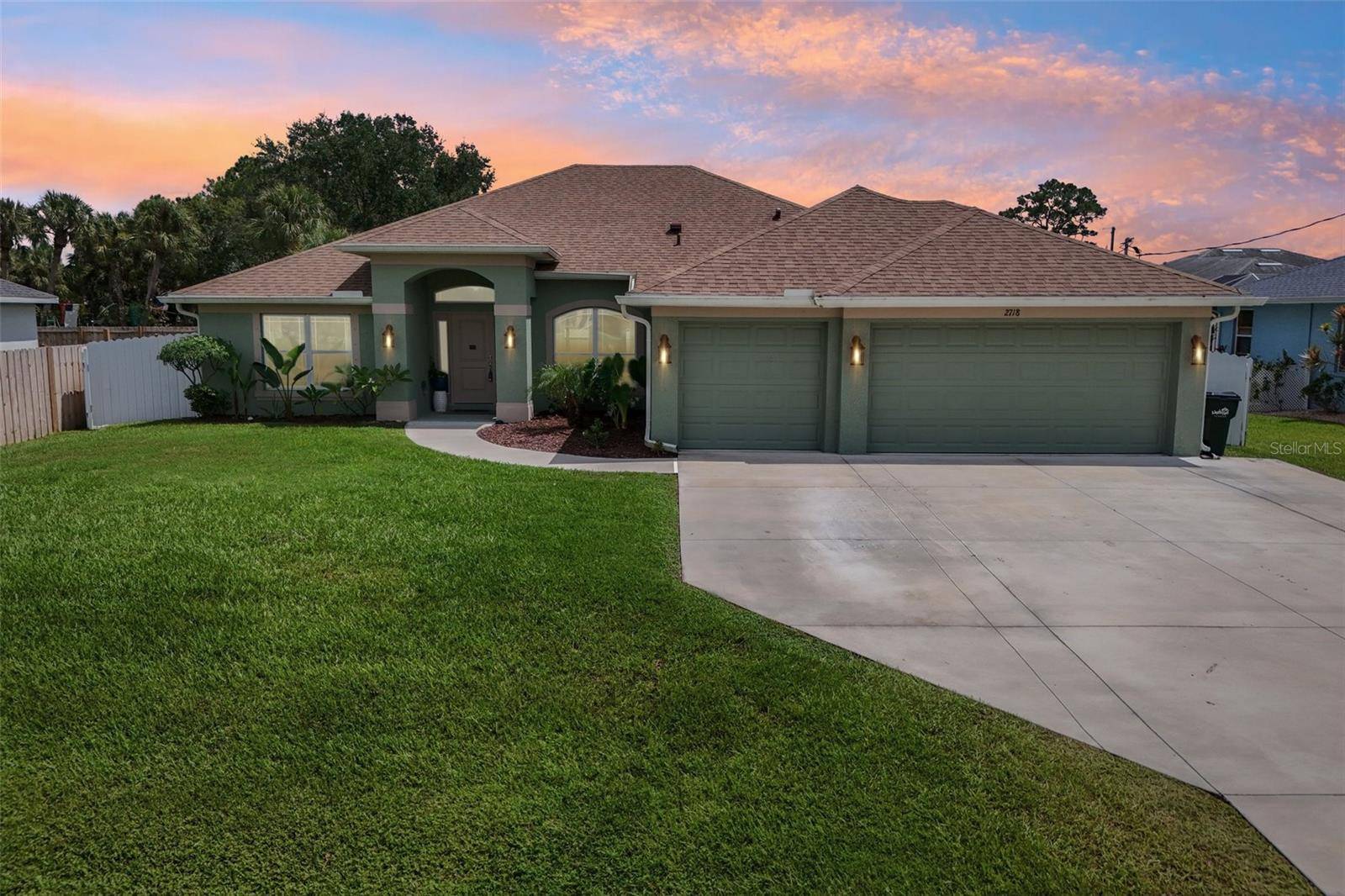 2718 N CHAMBERLAIN BLVD, North Port, FL 34286