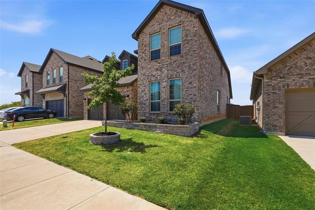 9020 Horse Herd Drive, Fort Worth, TX 76123
