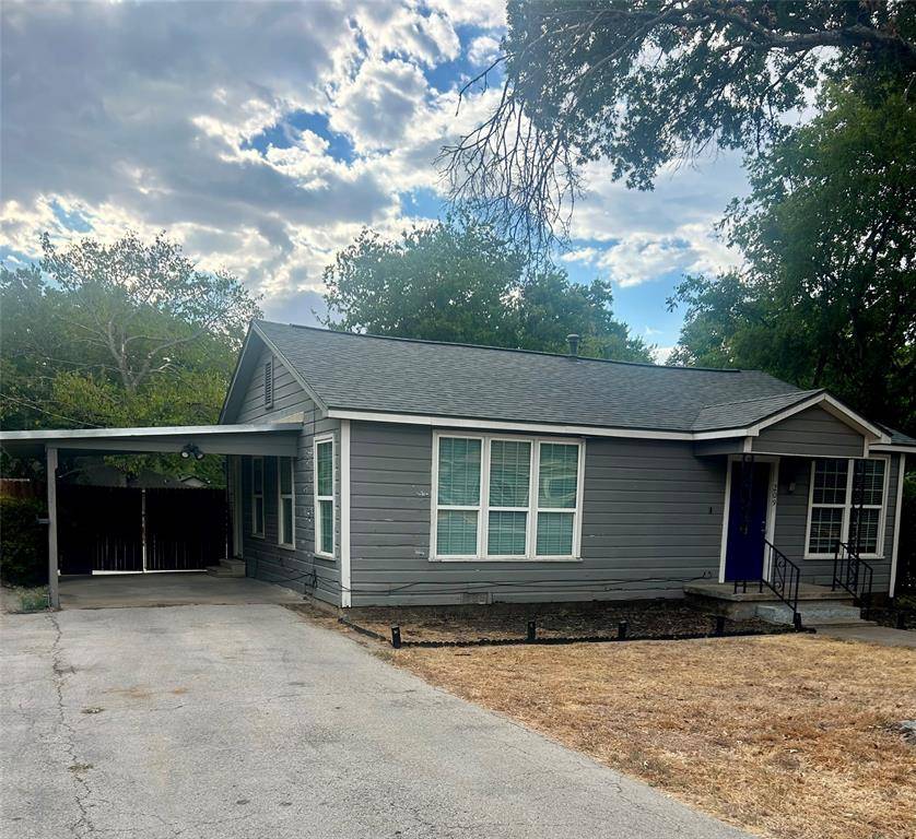 209 N 4th Street, Midlothian, TX 76065