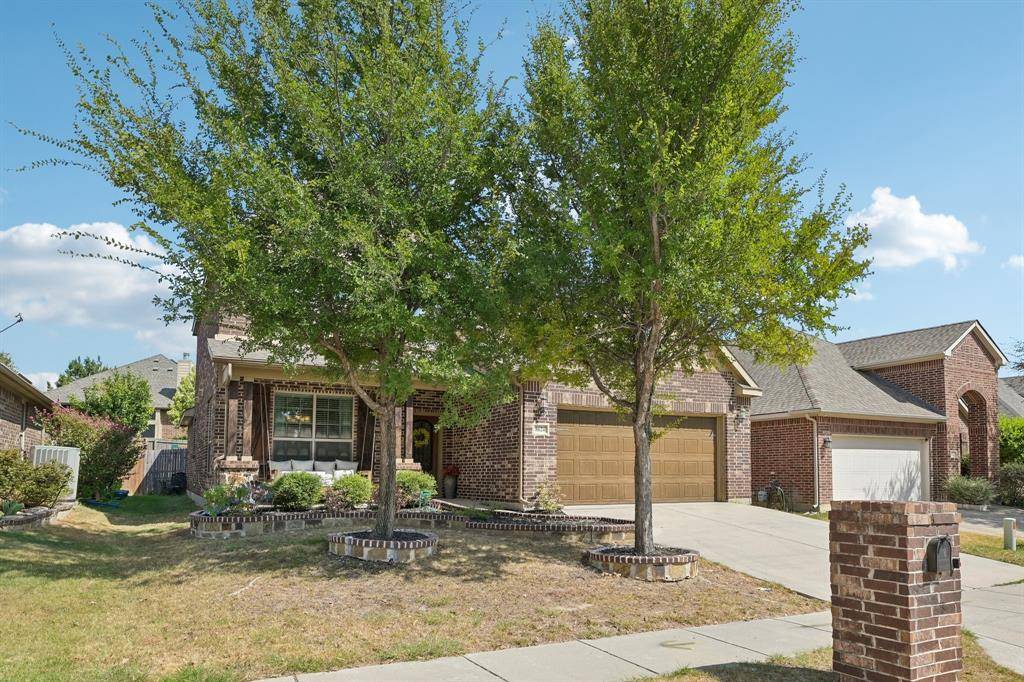 8624 Tribute Lane, Fort Worth, TX 76131