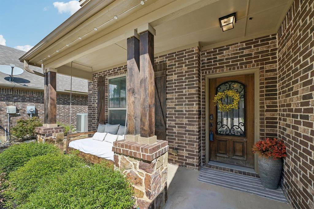 8624 Tribute Lane, Fort Worth, TX 76131