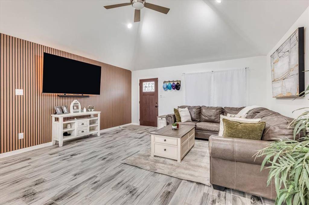2412 Christine Drive, Granbury, TX 76048