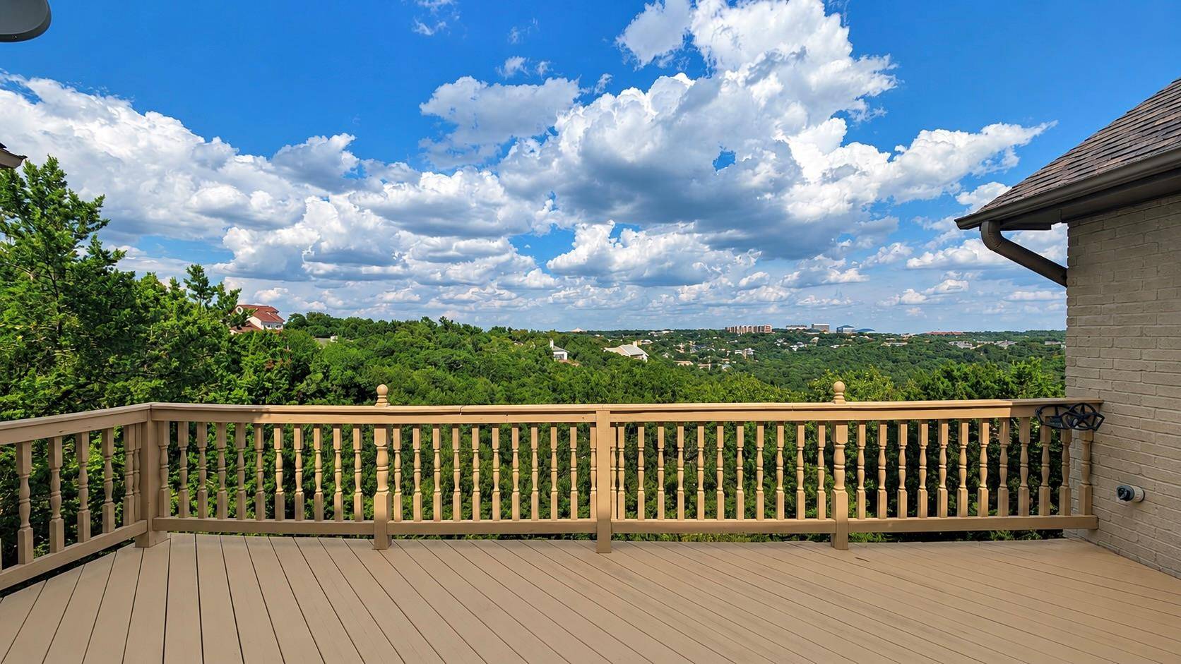 8703 Bluegrass DR, Austin, TX 78759