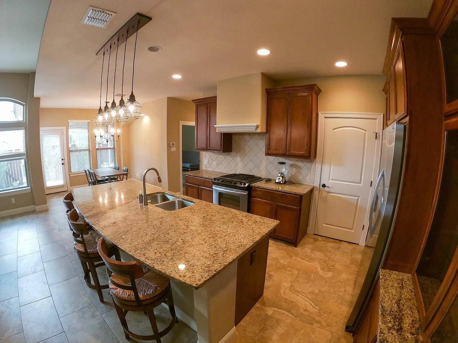 109 Via Milana DR, Buda, TX 78610