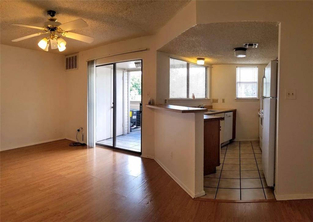 2500 Burleson RD #215, Austin, TX 78741