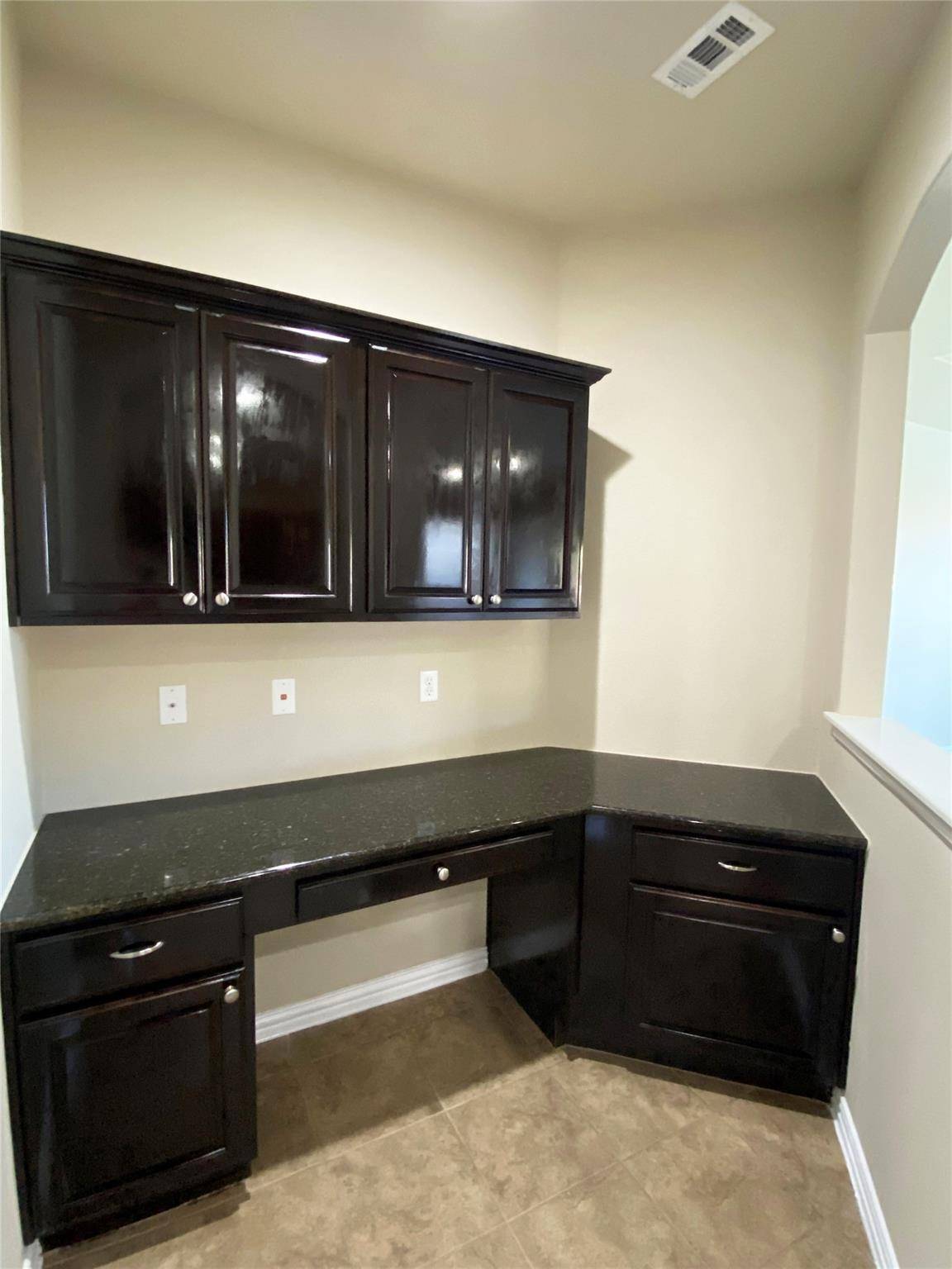 2009 Mary Ella DR, Leander, TX 78641