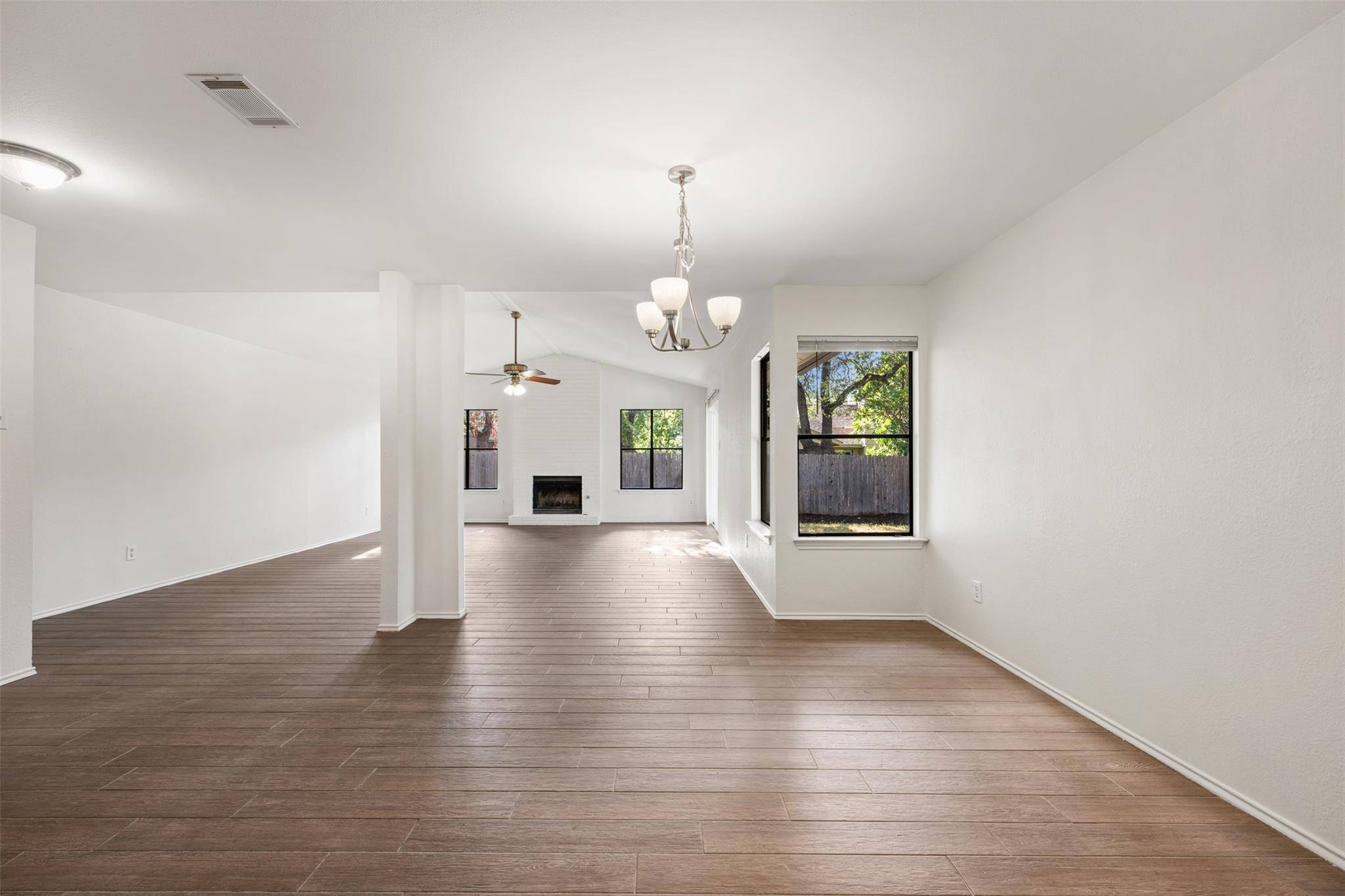11464 Bristle Oak TRL, Austin, TX 78750