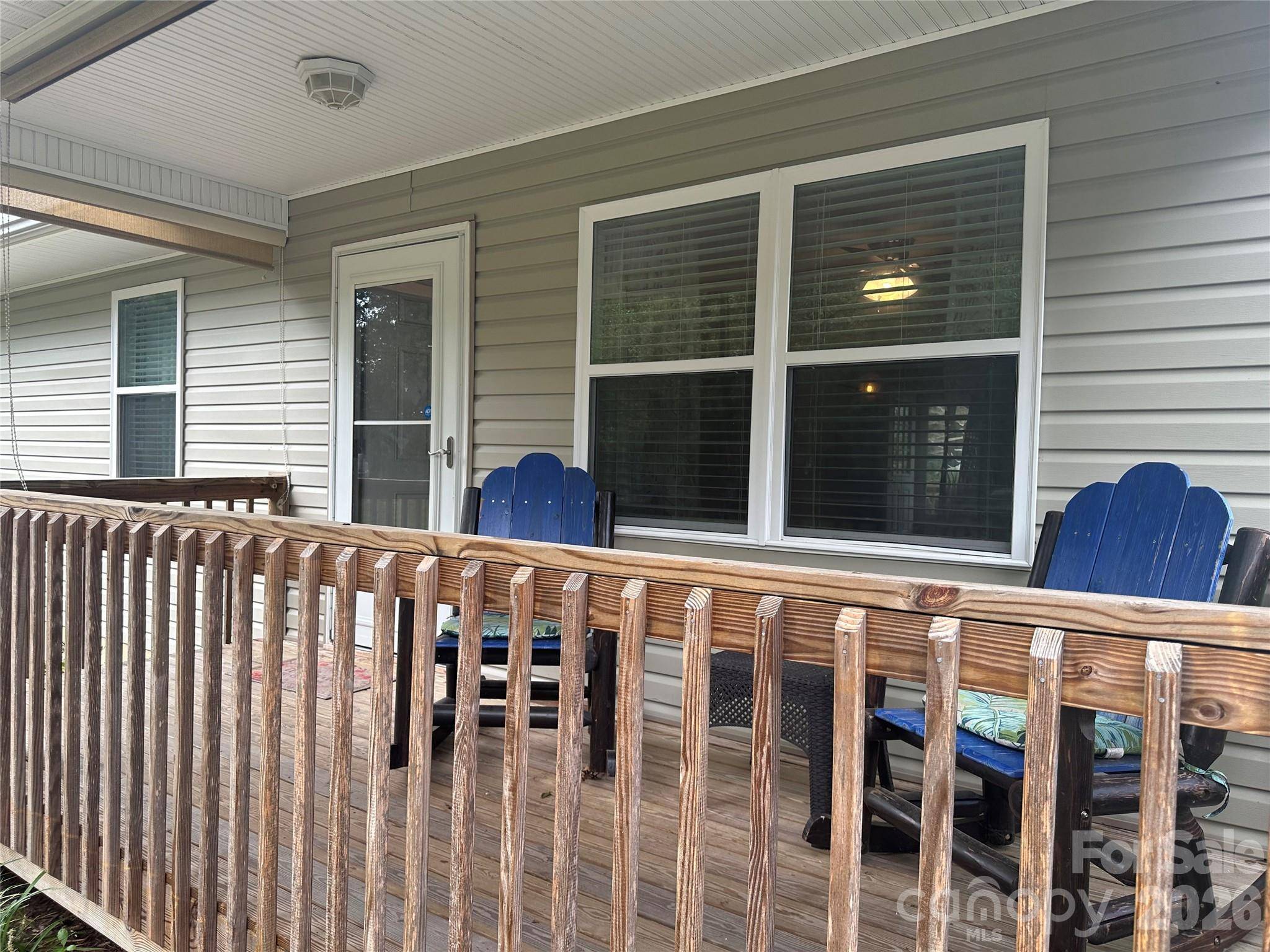 6 Kendrick CT, Flat Rock, NC 28731